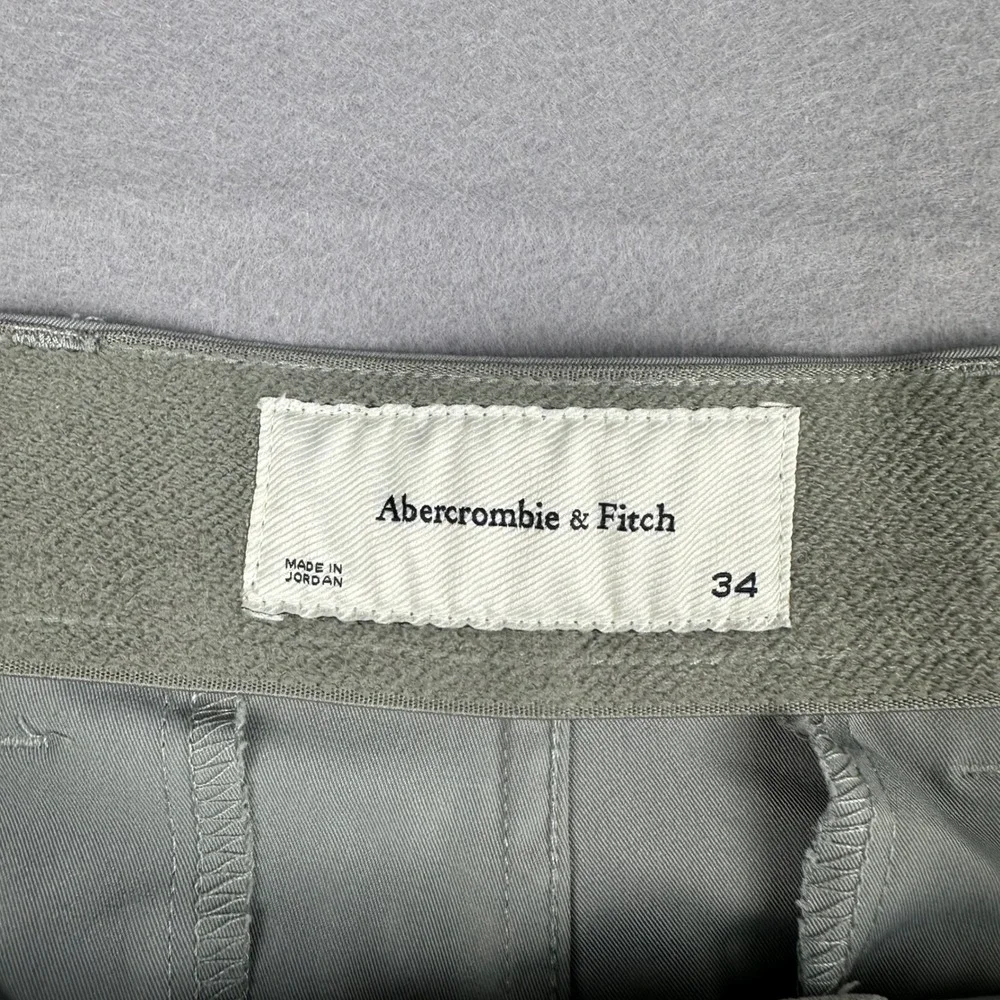 Abercrombie & Fitch Mens Go-To Shorts Gray Technical 7